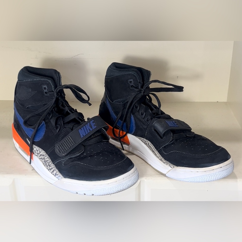 Air Jordan Men’s Legacy 312 Knicks Suede Sneakers Size 10.5
